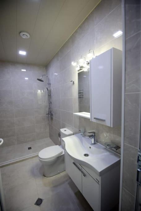Persona Rooms Zugdidi Esterno foto